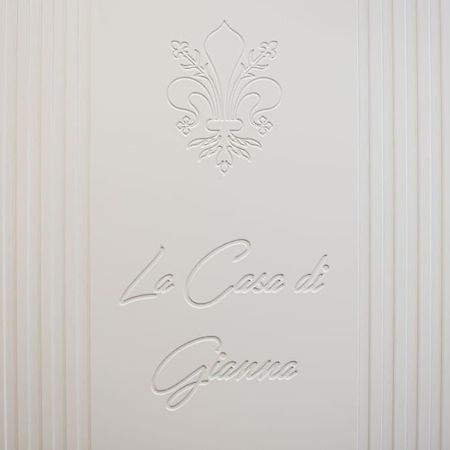 Keys Of Italy - Sgiuseppe 18 - Monolocale Intimo E Conveniente A Santa Croce Apartment Firenze Bagian luar foto
