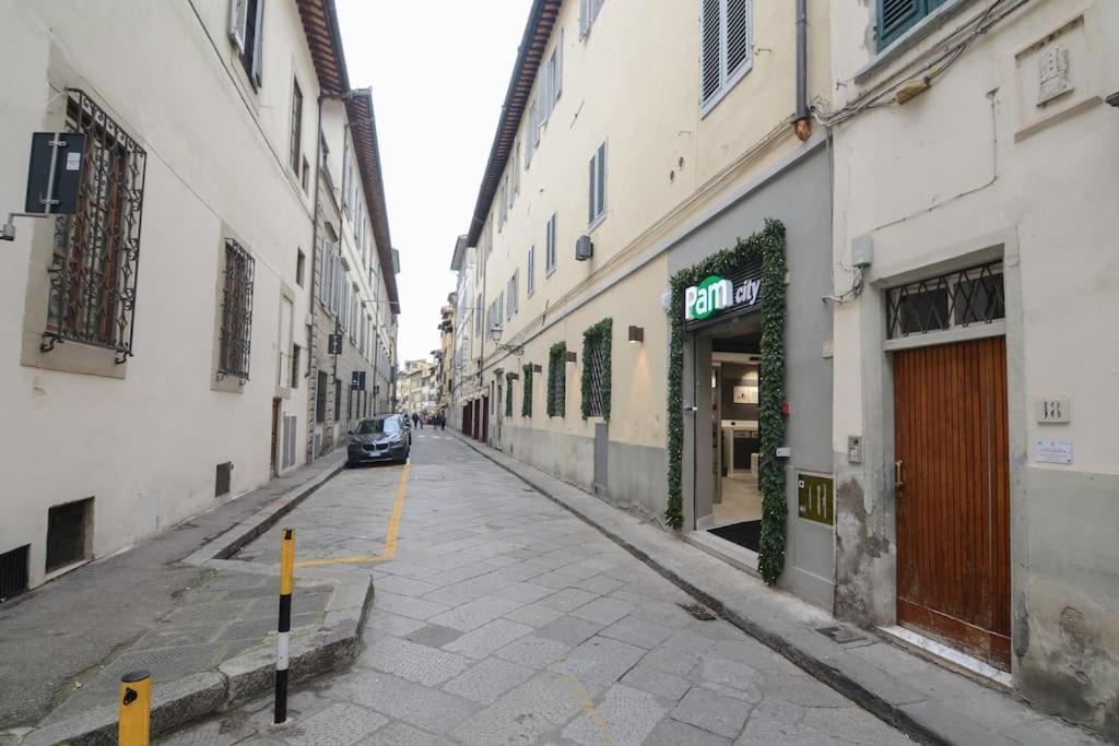 Keys Of Italy - Sgiuseppe 18 - Monolocale Intimo E Conveniente A Santa Croce Apartment Firenze Bagian luar foto