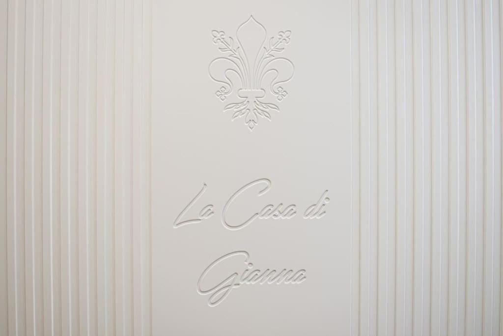 Keys Of Italy - Sgiuseppe 18 - Monolocale Intimo E Conveniente A Santa Croce Apartment Firenze Bagian luar foto